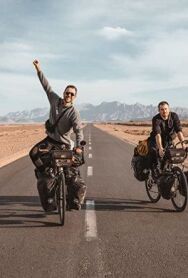 Пересекая границы постер к фильму смотреть онлайн на HD Rezka