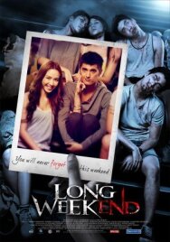 Длинный уик-энд постер к фильму смотреть онлайн на HD Rezka
