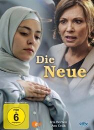 Новенькая постер к фильму смотреть онлайн на HD Rezka